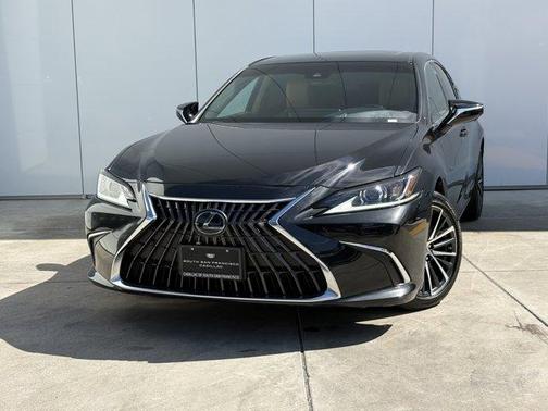 Black 2024 Lexus ES 300h