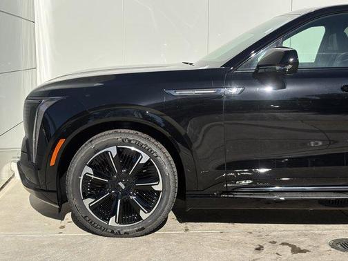 2025 Cadillac Escalade IQ Sport 1