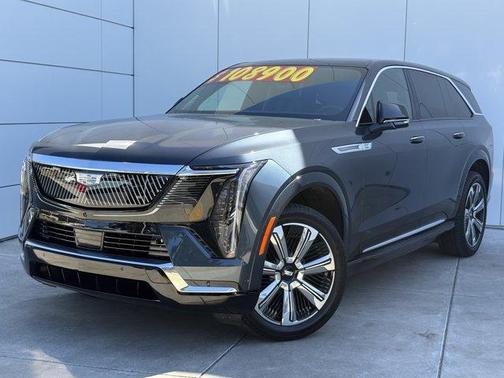 Deep 2025 Cadillac Escalade IQ Luxury 2