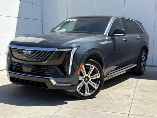 Deep 2025 Cadillac Escalade IQ Luxury 2