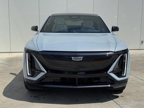 2025 Cadillac LYRIQ Sport