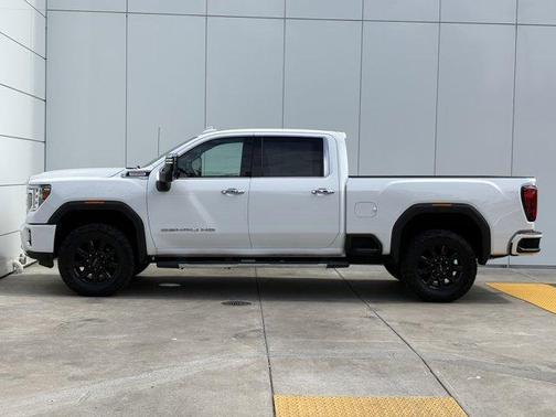 Summit White 2022 GMC Sierra 2500 Denali