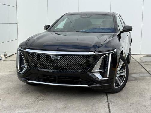 Stellar Black Metallic 2024 Cadillac LYRIQ Tech