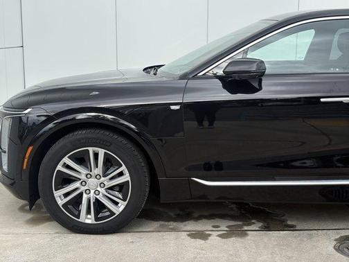 Stellar Black Metallic 2024 Cadillac LYRIQ Tech