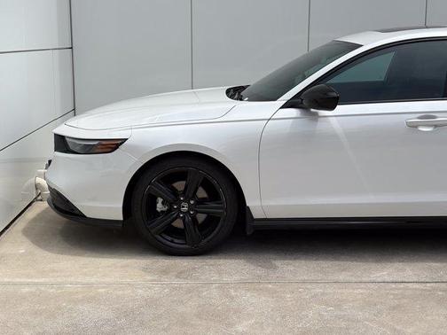 Black 2025 Honda Accord Hybrid Sport-L