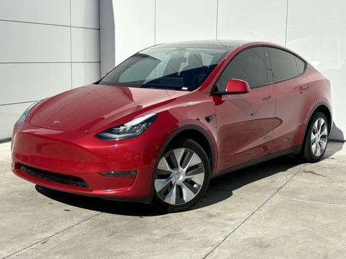 2023 Tesla Model Y Long Range