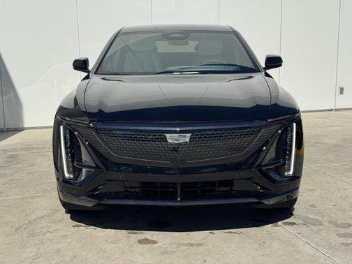 2025 Cadillac LYRIQ Sport