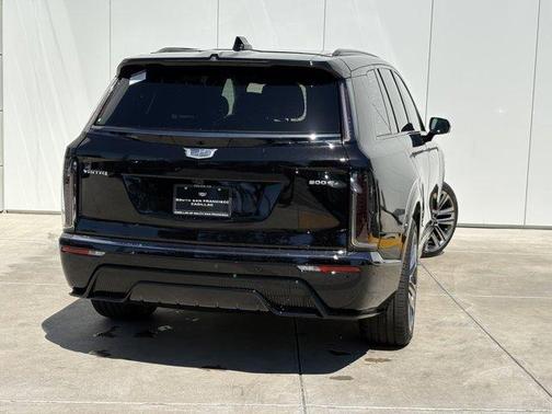 2026 Cadillac VISTIQ Platinum