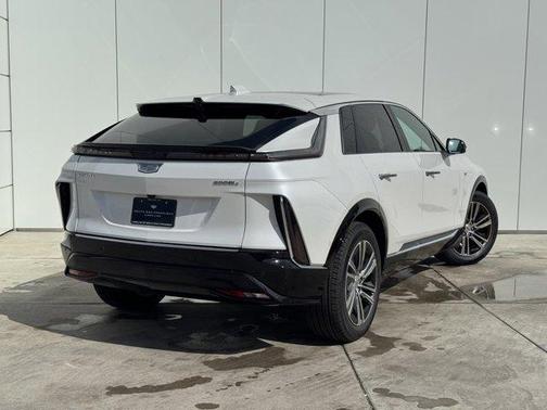 2025 Cadillac LYRIQ Luxury