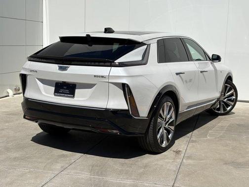 Crystal White Tri-Coat 2024 Cadillac LYRIQ Luxury