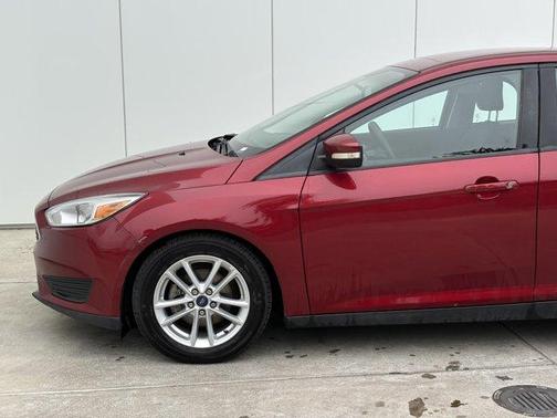 Black 2015 Ford Focus SE