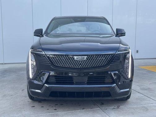 2025 Cadillac Escalade IQ Sport 1