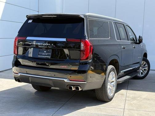 Onyx Black 2025 GMC Yukon XL Denali