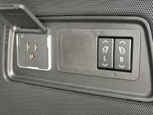Black Raven 2026 Cadillac Escalade ESV 4WD Platinum Sport