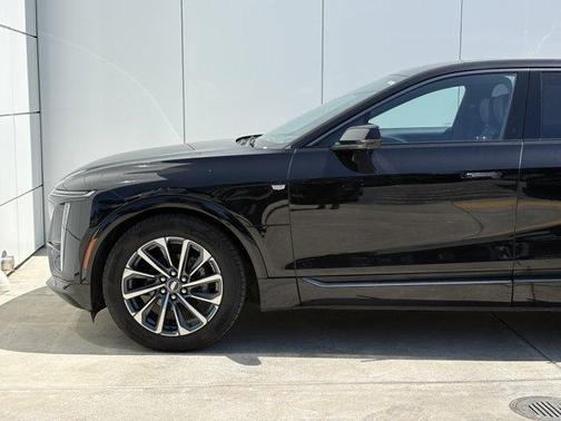 Stellar Black Metallic 2024 Cadillac LYRIQ Sport