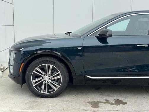 2025 Cadillac LYRIQ Luxury