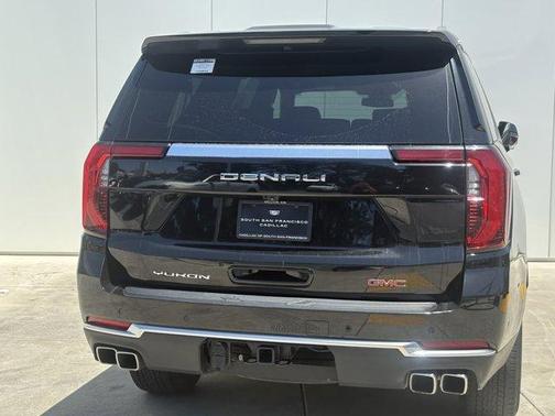 Onyx Black 2025 GMC Yukon XL Denali