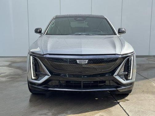 2025 Cadillac LYRIQ Sport