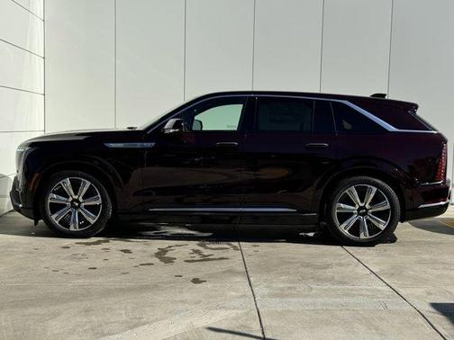 2025 Cadillac Escalade IQ Luxury 2