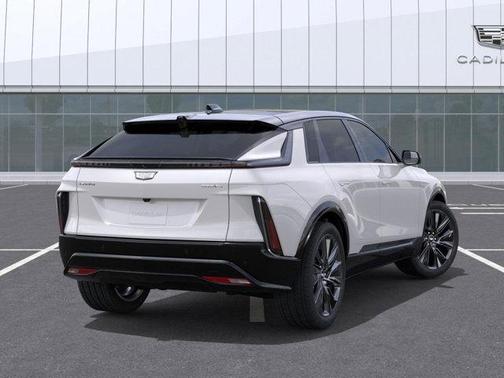 2025 Cadillac LYRIQ Sport