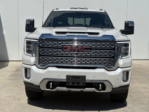 White Frost Tri-Coat 2023 GMC Sierra 3500 Denali
