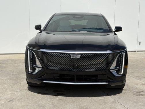 Stellar Black Metallic 2024 Cadillac LYRIQ Luxury