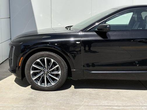 Stellar Black Metallic 2024 Cadillac LYRIQ Sport