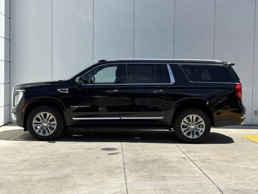 Onyx Black 2025 GMC Yukon XL Denali