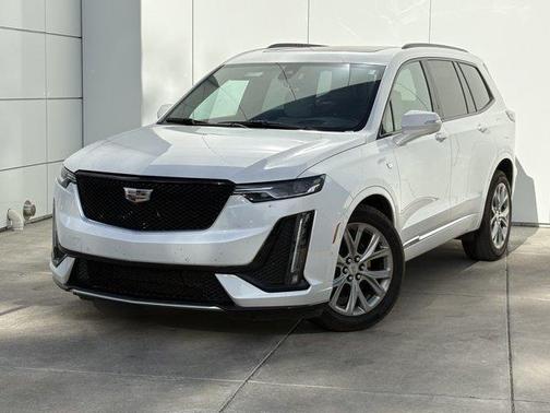 Crystal White Tri-Coat 2020 Cadillac XT6 Sport AWD
