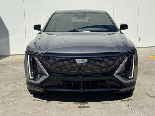 2025 Cadillac LYRIQ Sport