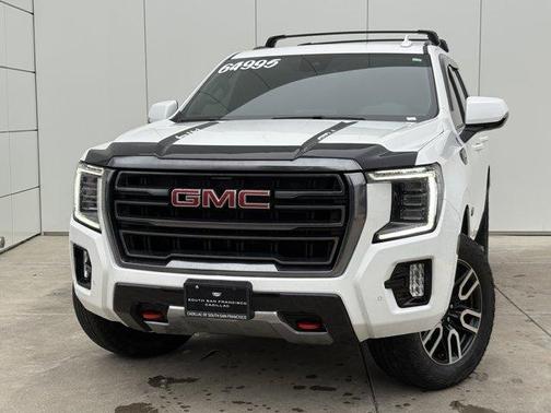 Summit White 2024 GMC Yukon AT4