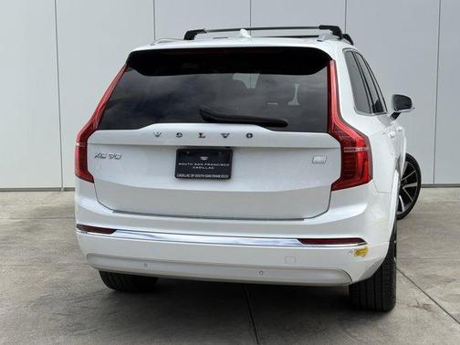 Black 2022 Volvo XC90 Recharge Plug-In Hybrid T8 Inscription Expression 7 Passenger