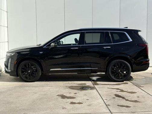 2024 Cadillac XT6 Luxury AWD