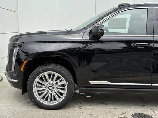 2025 Cadillac Escalade ESV Premium Luxury