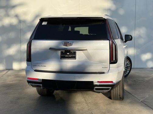 2026 Cadillac Escalade 4WD Luxury
