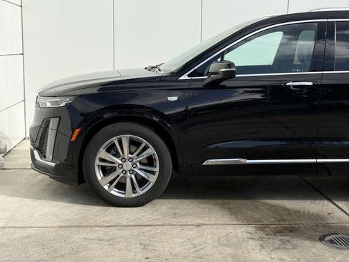 2024 Cadillac XT6 Premium Luxury FWD