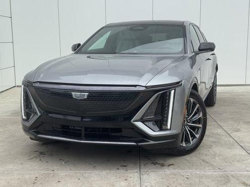 2025 Cadillac LYRIQ Sport