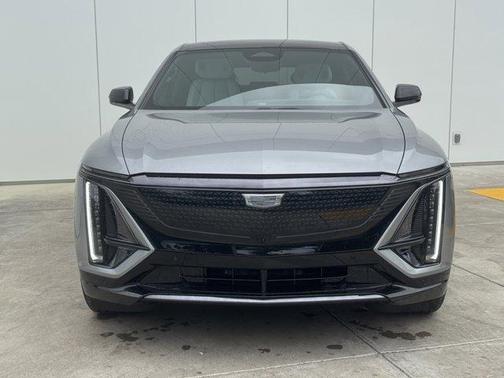 2025 Cadillac LYRIQ Sport