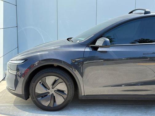 Black 2026 Tesla Model Y Long Range