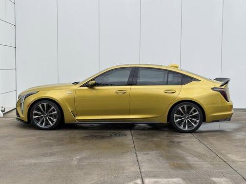 2025 Cadillac CT5-V Blackwing