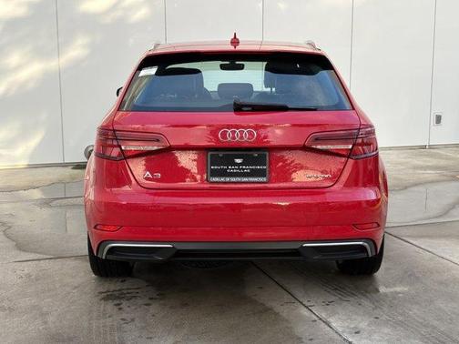 2017 Audi A3 e-tron 1.4T Premium