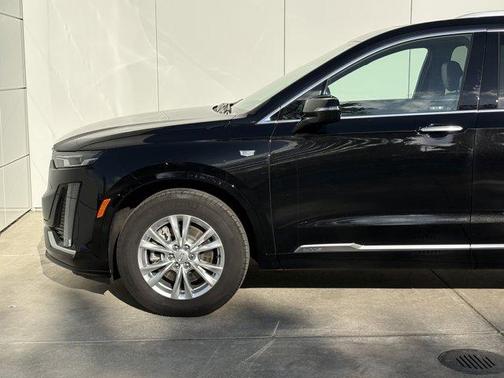 2024 Cadillac XT6 Luxury AWD