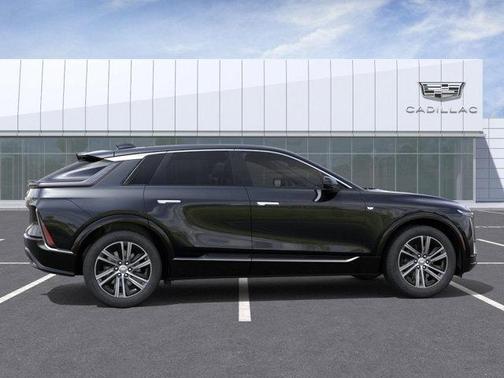 Stellar Black Metallic 2026 Cadillac LYRIQ Luxury