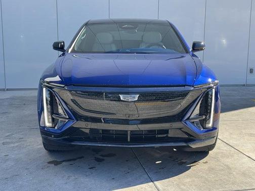 2025 Cadillac LYRIQ Sport