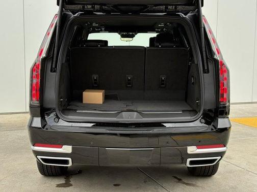 2025 Cadillac Escalade Premium Luxury