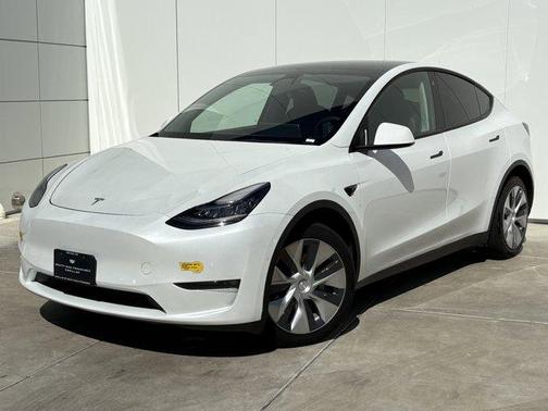 2022 Tesla Model Y Long Range