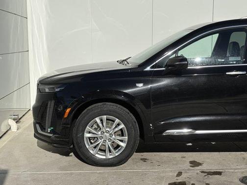 2023 Cadillac XT6 Luxury FWD