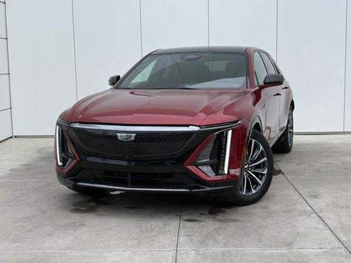 2024 Cadillac LYRIQ Sport