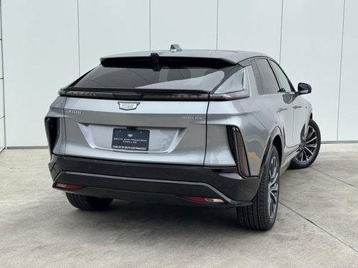 2025 Cadillac LYRIQ Sport