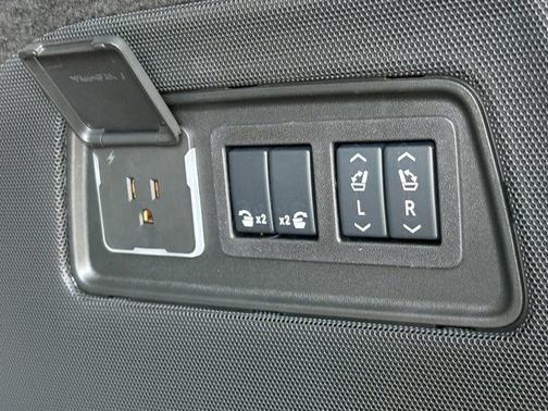 2026 Cadillac Escalade 4WD Platinum Sport